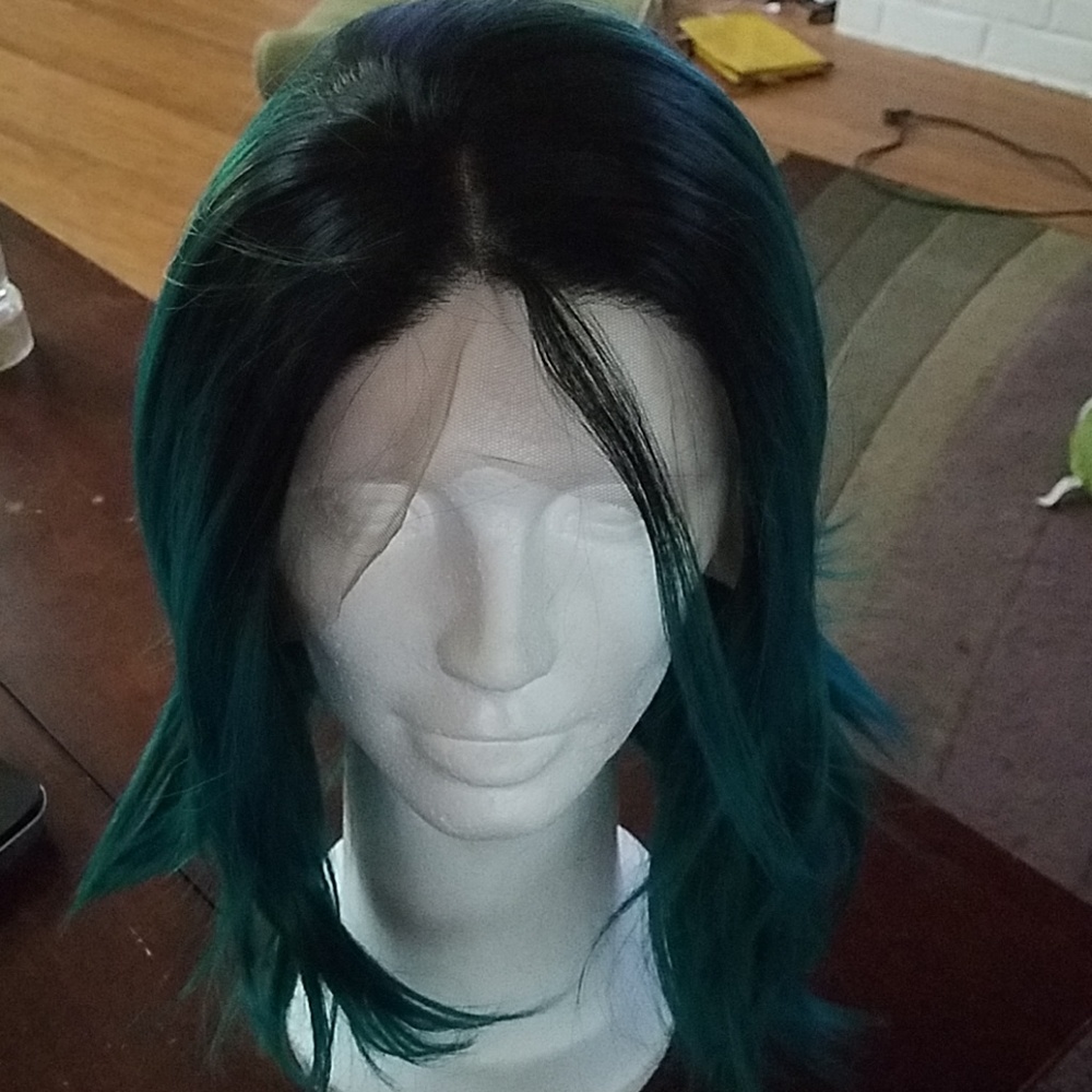 Evahair green/black Bob lace front synthetic wig